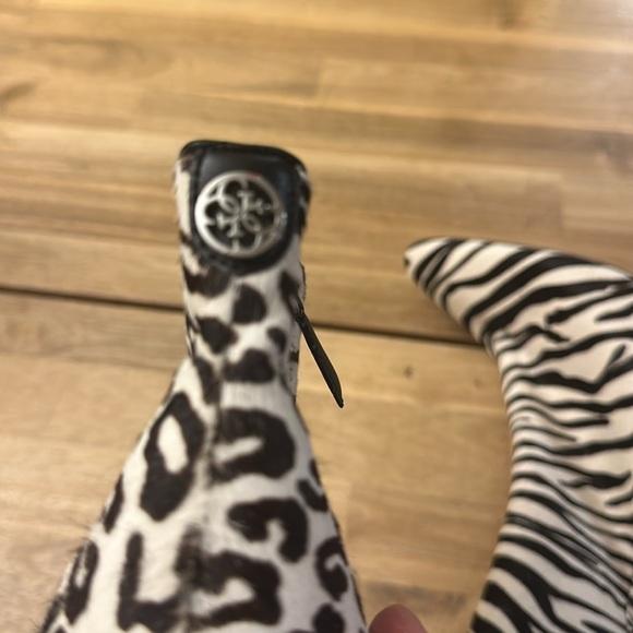 GUESS ⭐️ REEL COW FUR heeled boots - Picture 10 of 10